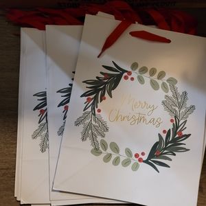 11 x Christmas Gift Bag Botanical Wreath Heavy Medium NEW
